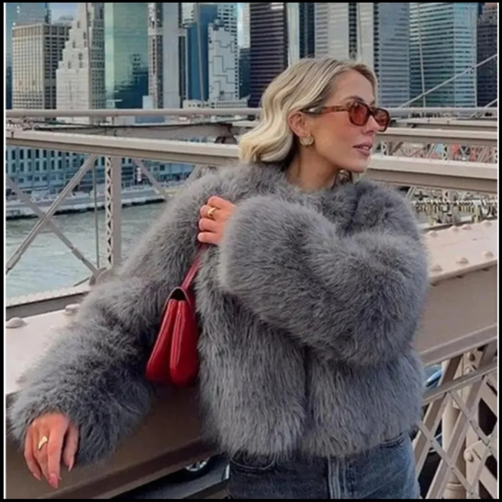 ZARA CROPPED FAUX FUR JACKET Size XS and S